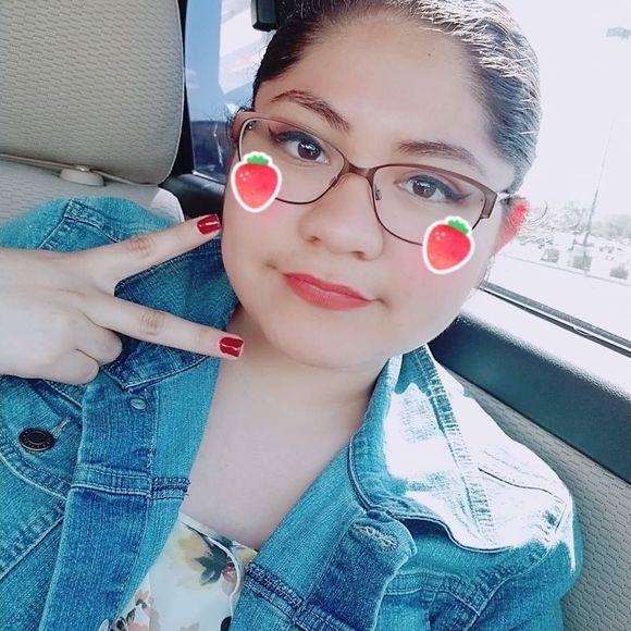 Meet your Posher, Vicky - Picture 1 of 1